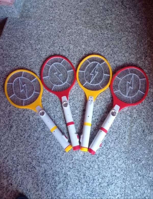 2-in-1 Rechargeable Mosquito/Insect Racket Bat