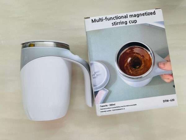 Automatic Stirring Coffee Cup